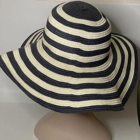 Barbour | Shore Sun Hat in Navy Stripes main image 5